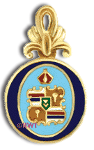 14 Karat Gold Royal Hawaiian Oval Seal Pendant - Trademark Jewelers